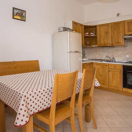 Apartments Staver Πόρετς Εξωτερικό φωτογραφία