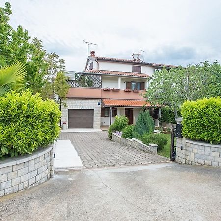 Apartments Staver Πόρετς Εξωτερικό φωτογραφία