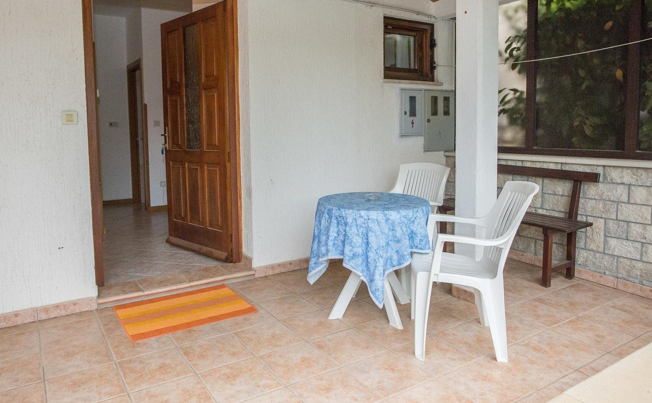Apartments Staver Πόρετς Εξωτερικό φωτογραφία