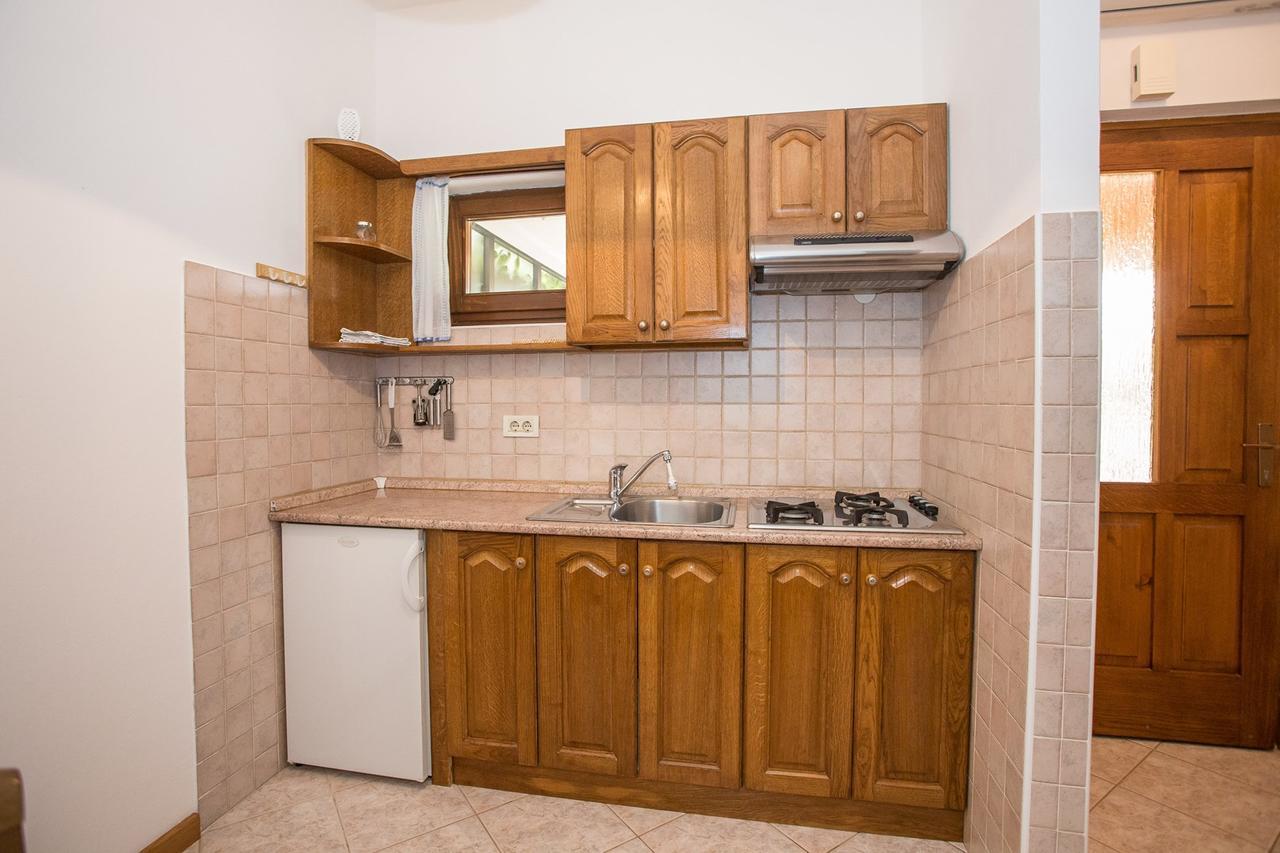 Apartments Staver Πόρετς Εξωτερικό φωτογραφία