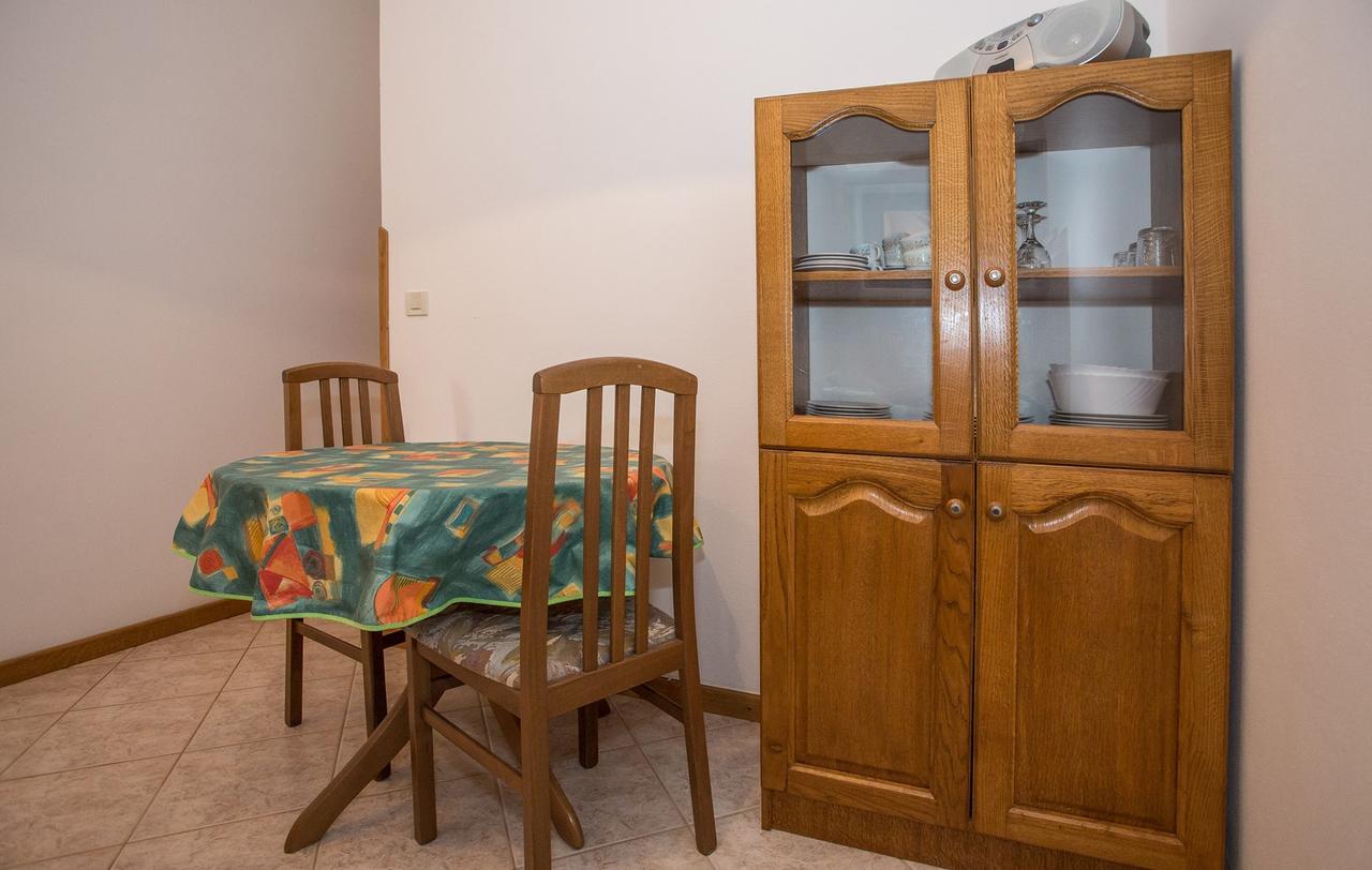 Apartments Staver Πόρετς Εξωτερικό φωτογραφία