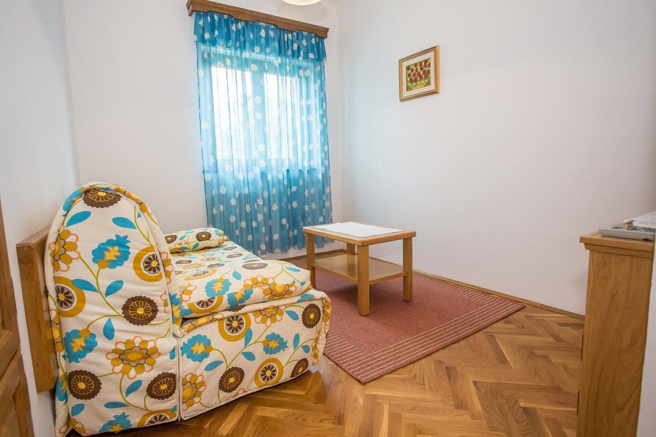 Apartments Staver Πόρετς Εξωτερικό φωτογραφία
